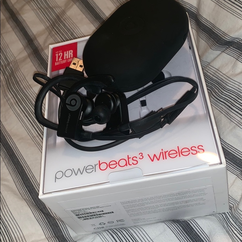 Powerbeats 3